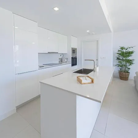 アパート New Modern Apart.in Estepona/3bedrms/gym/sea Views *